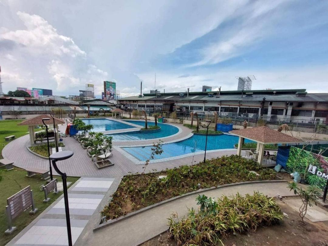 1Br Prisma Residences Dmci Stylish Condo Pasig City Экстерьер фото
