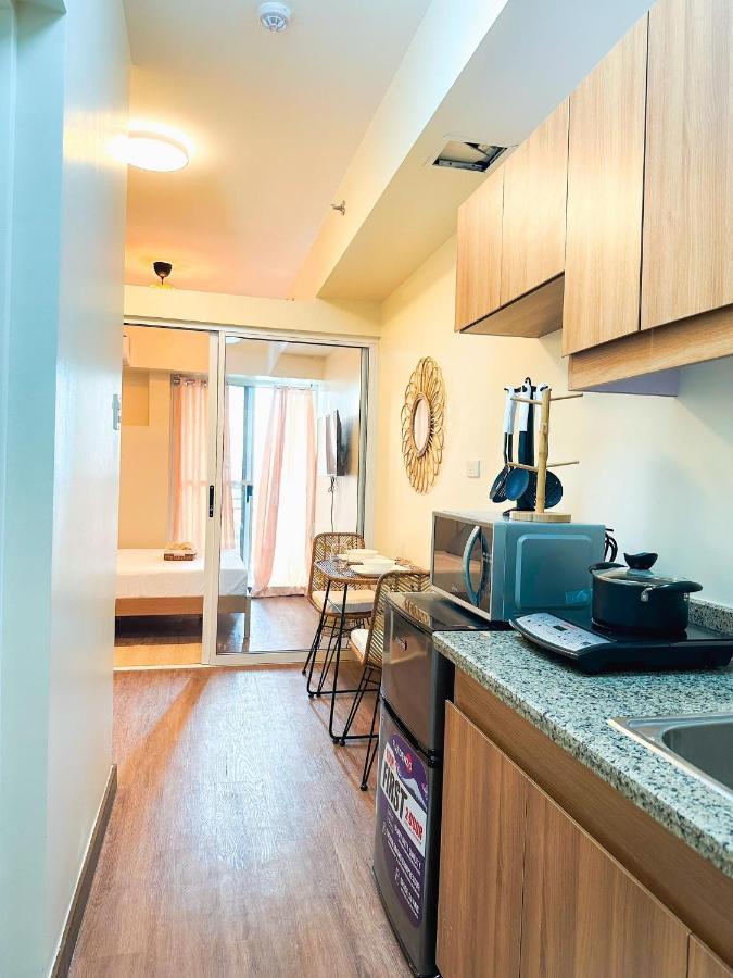 1Br Prisma Residences Dmci Stylish Condo Pasig City Экстерьер фото