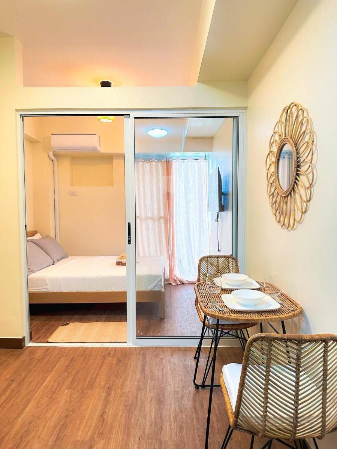 1Br Prisma Residences Dmci Stylish Condo Pasig City Экстерьер фото