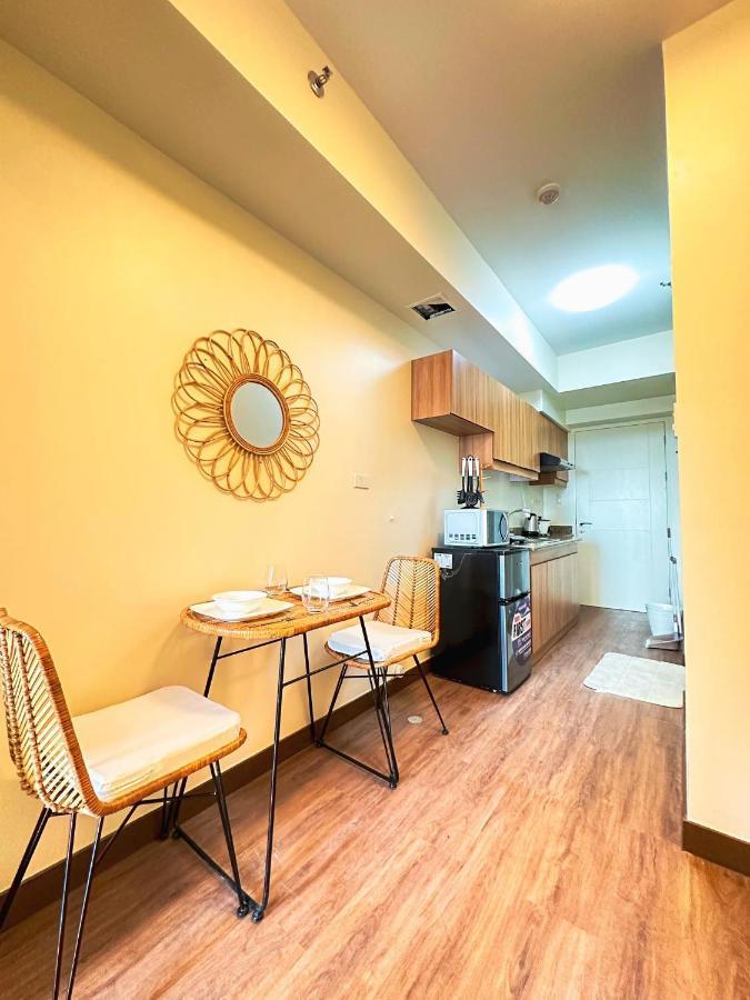 1Br Prisma Residences Dmci Stylish Condo Pasig City Экстерьер фото